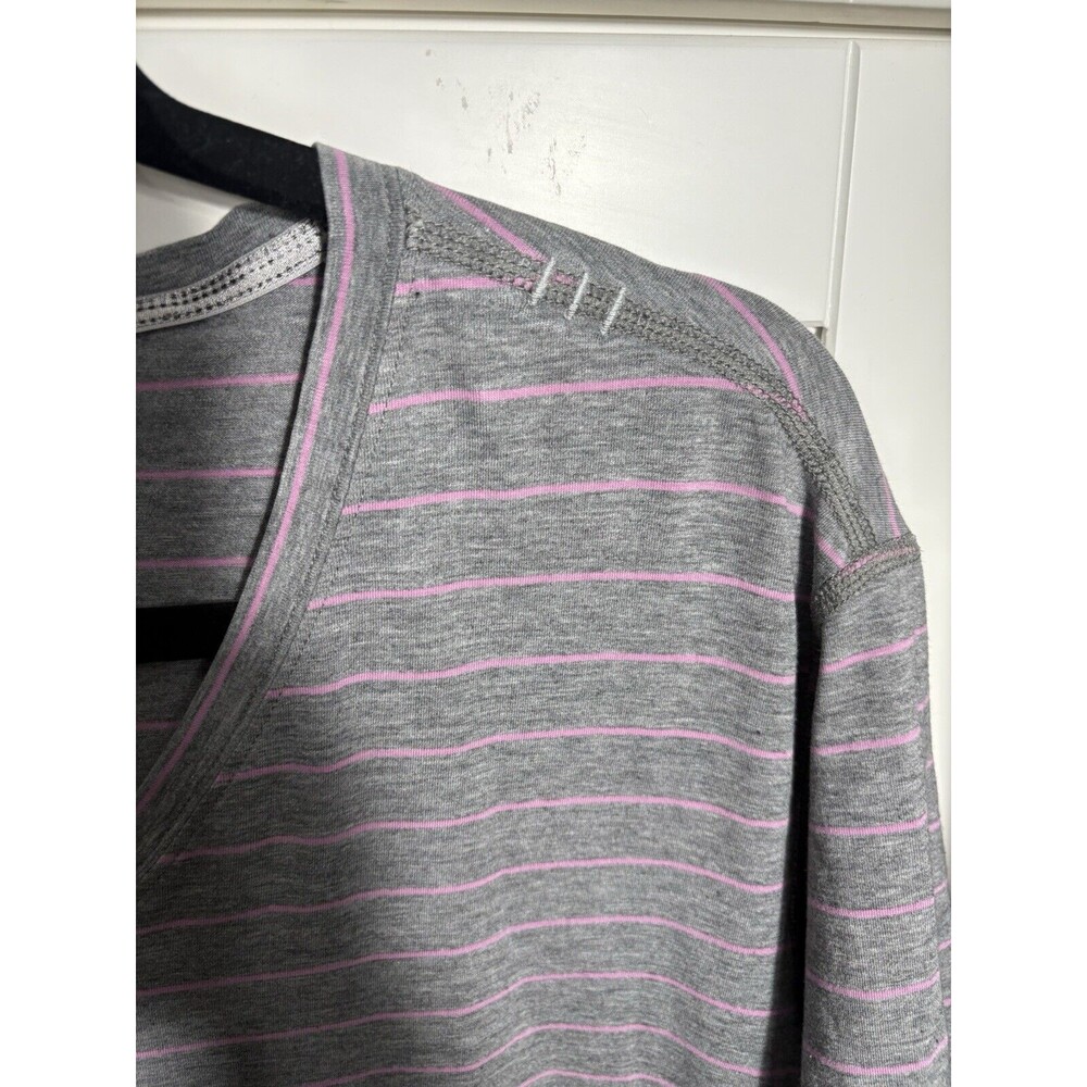 Lululemon Gray Pink‎ Stripe V-Neck Short Sleeve T-Shirt No Size Tag - Picture 3 of 4